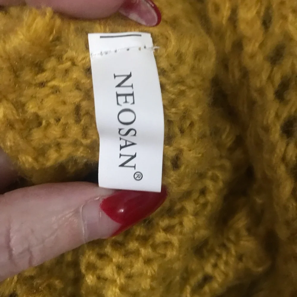 ModCloth infinity scarf - Picture 2 of 2